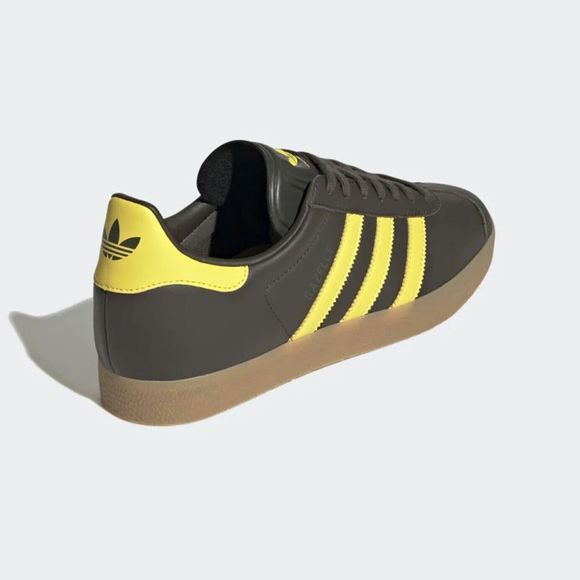 MEN'S Adidas Gazelle Shadow Olive Impact  Shoes Yellow HQ9873 - Picture 6 of 9